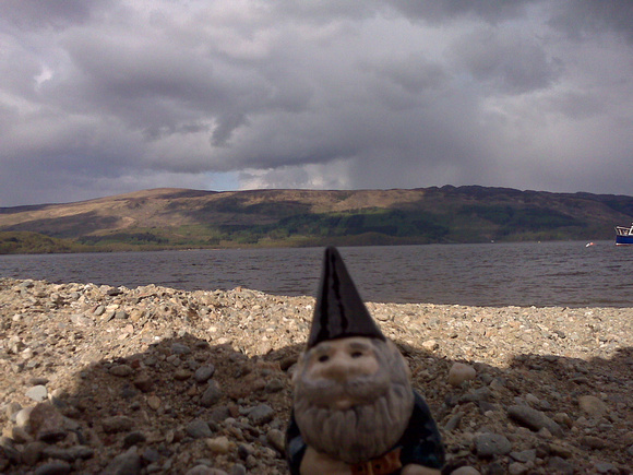 Gnome at the banks of Lock Lomond